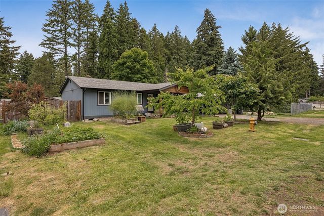 17112 Kinnikinnick Court SE, Yelm, WA 98597