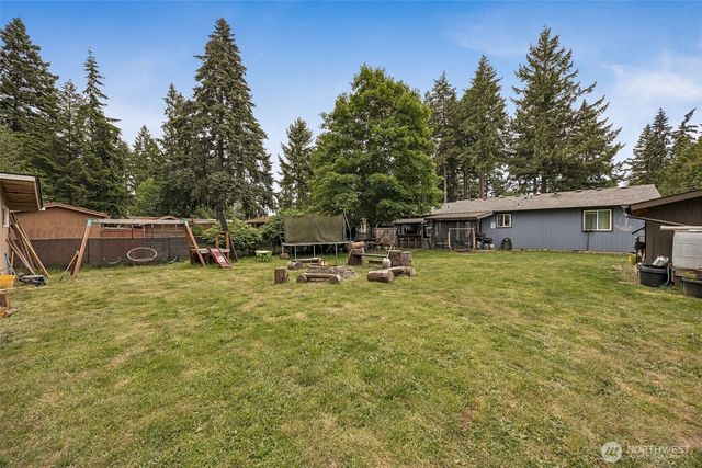 17112 Kinnikinnick Court SE, Yelm, WA 98597