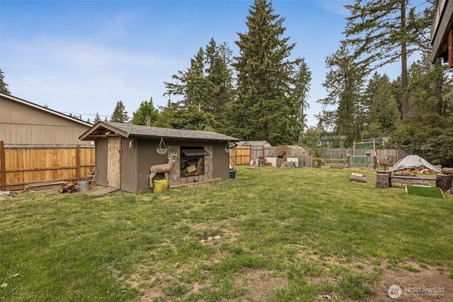 17112 Kinnikinnick Court SE, Yelm, WA 98597