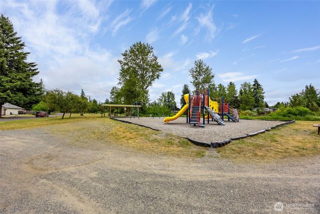 17112 Kinnikinnick Court SE, Yelm, WA 98597