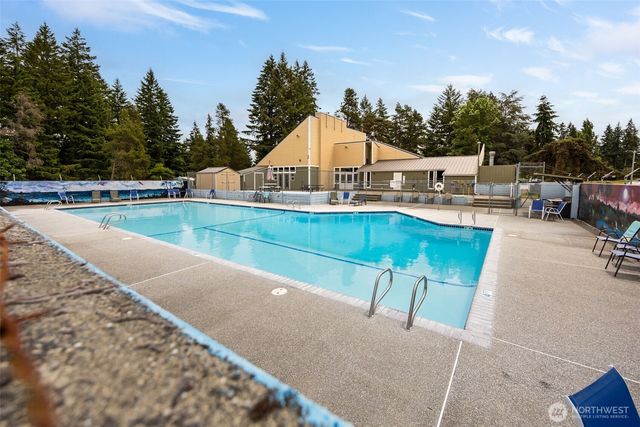 17112 Kinnikinnick Court SE, Yelm, WA 98597