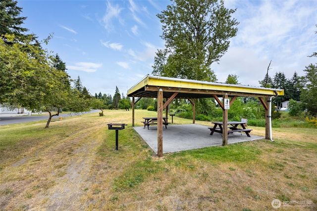 17112 Kinnikinnick Court SE, Yelm, WA 98597