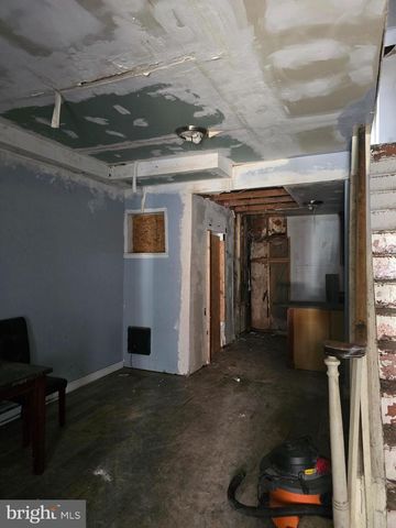 1230 W SERGEANT ST, Philadelphia, PA 19133