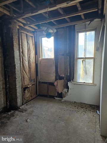 1230 W SERGEANT ST, Philadelphia, PA 19133