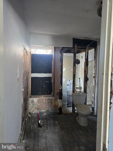 1230 W SERGEANT ST, Philadelphia, PA 19133