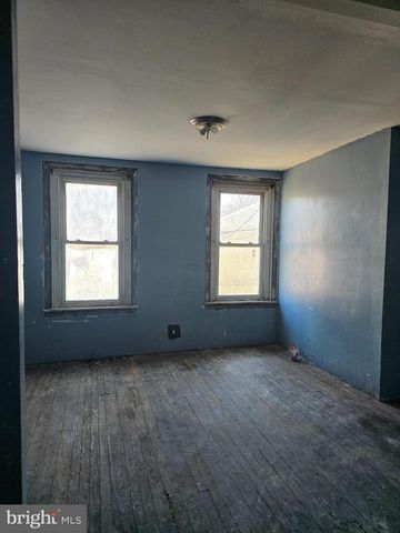 1230 W SERGEANT ST, Philadelphia, PA 19133