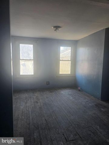 1230 W SERGEANT ST, Philadelphia, PA 19133