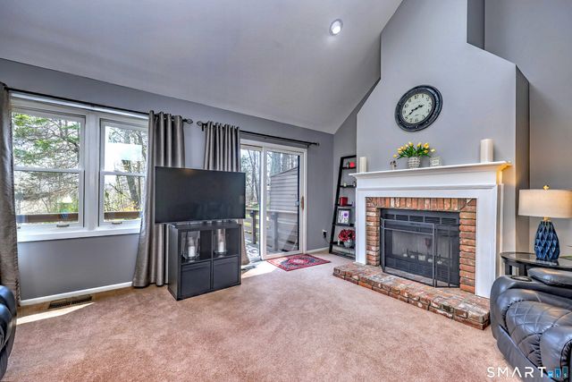 14 Deepwood Circle 14, Monroe, CT 06468