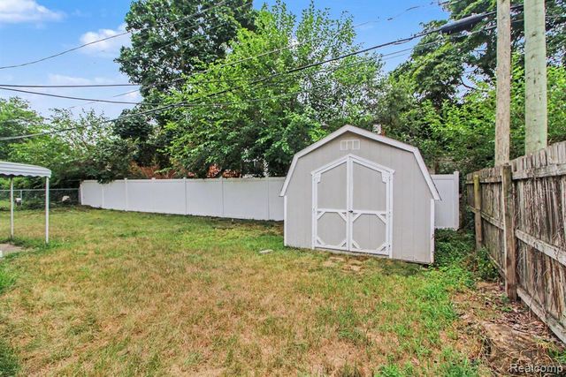 35263 Lewis Street, Westland, MI 48185