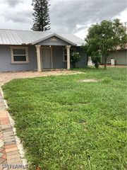 1737 42nd ST SW, Naples, FL 34116