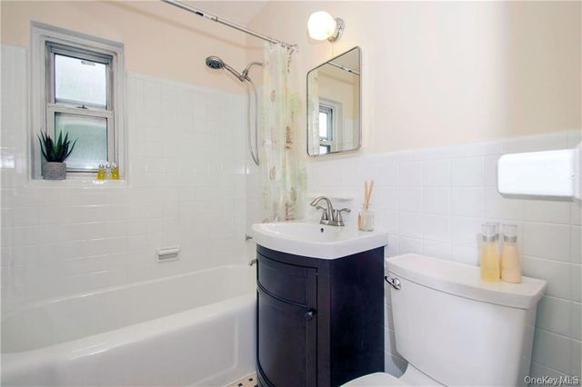 330 S Broadway A6, Tarrytown, NY 10591