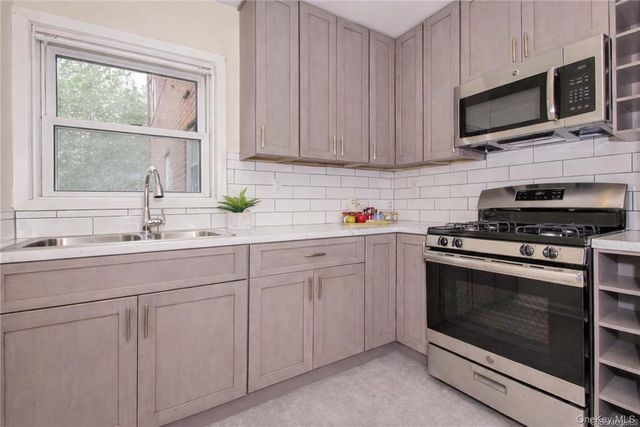 330 S Broadway A6, Tarrytown, NY 10591