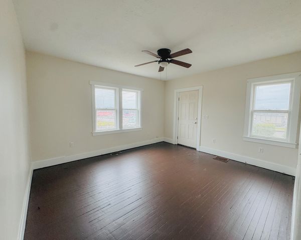 325 Langdon Street, Somerset, KY 42503