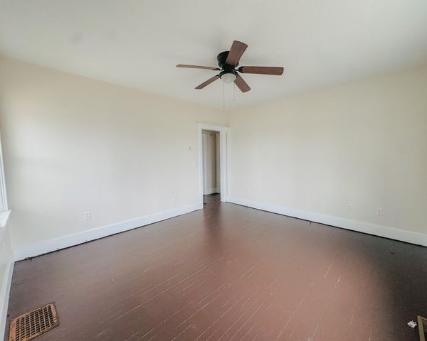 325 Langdon Street, Somerset, KY 42503