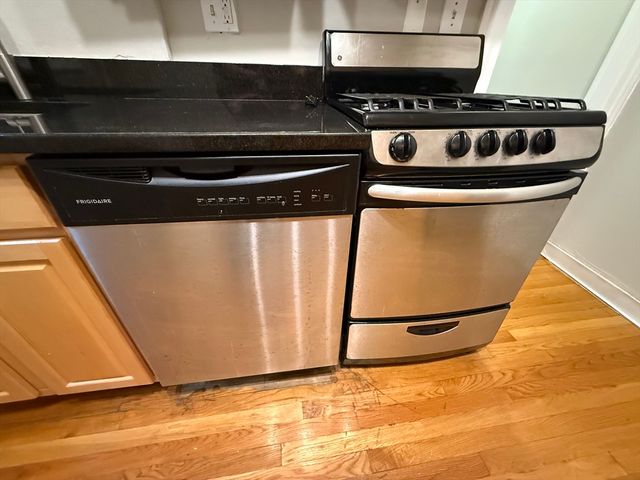 69 Park Drive 10, Boston, MA 02215