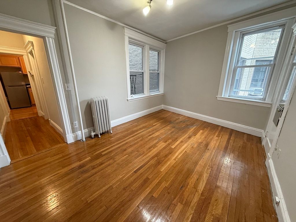 69 Park Drive 10, Boston, MA 02215