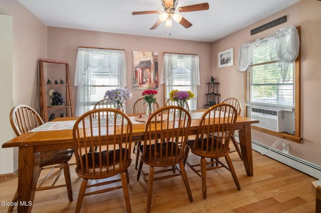 307 W Madison Ave Ext, Johnstown, NY 12095