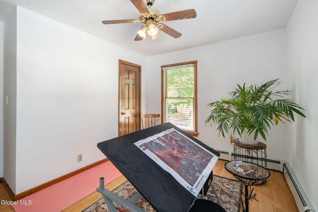 307 W Madison Ave Ext, Johnstown, NY 12095