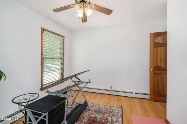 307 W Madison Ave Ext, Johnstown, NY 12095