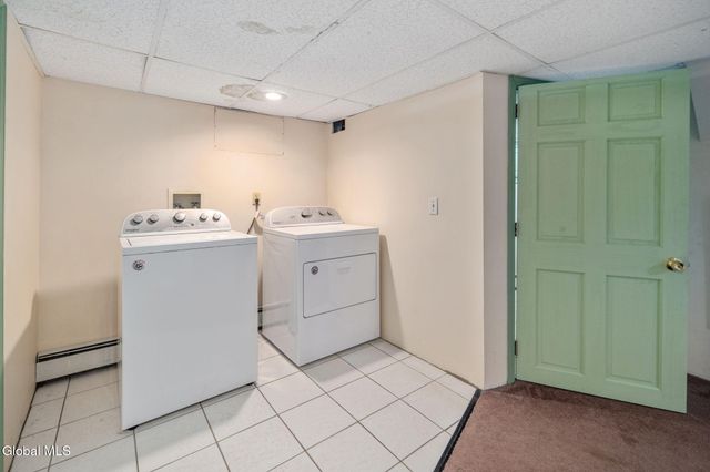 307 W Madison Ave Ext, Johnstown, NY 12095