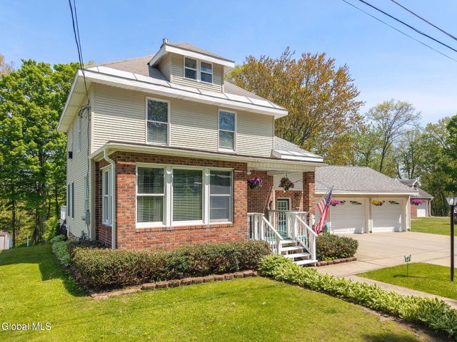 307 W Madison Ave Ext, Johnstown, NY 12095