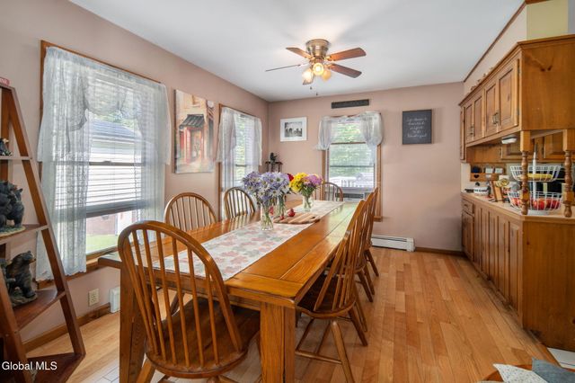 307 W Madison Ave Ext, Johnstown, NY 12095