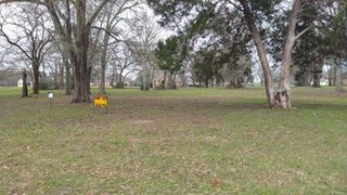 225 Birdie Drive, Hempstead, TX 77445