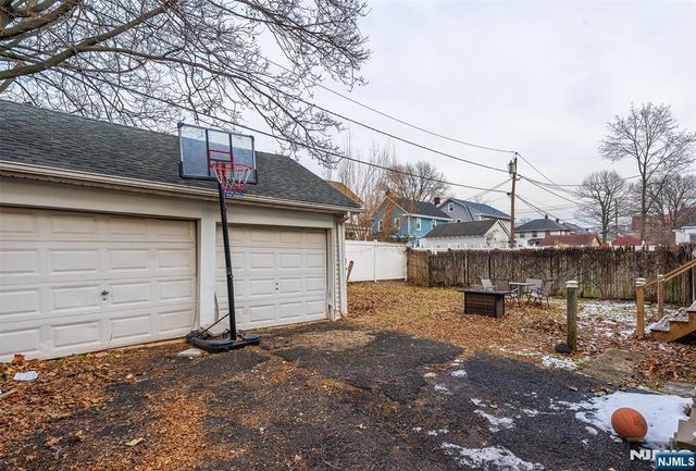 61-63 Keer, Newark, NJ 07112