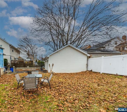 61-63 Keer, Newark, NJ 07112