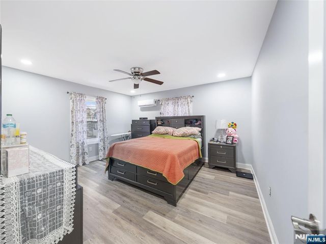 61-63 Keer, Newark, NJ 07112