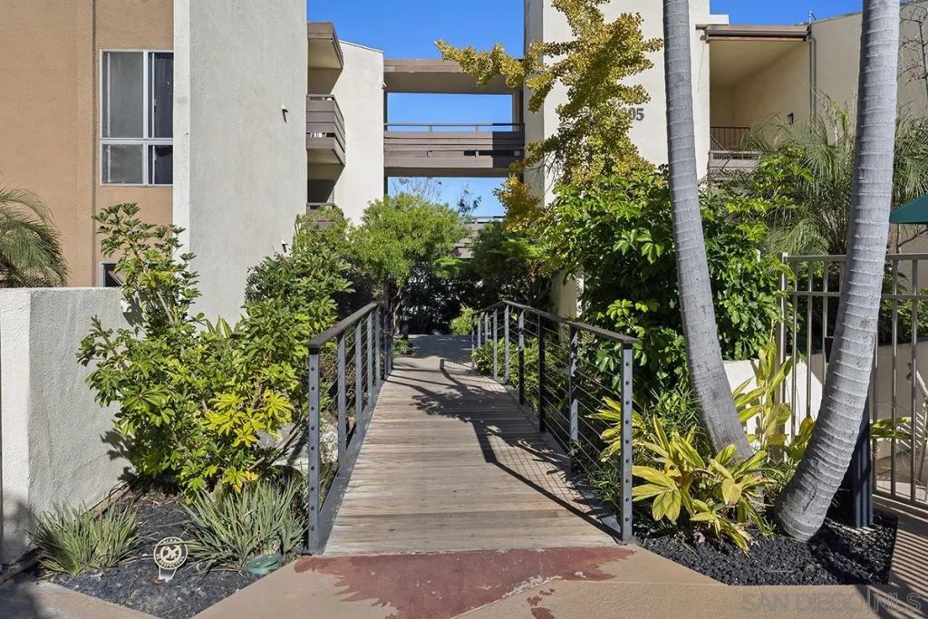 1615 S Hotel Circle D103, San Diego, CA 92108