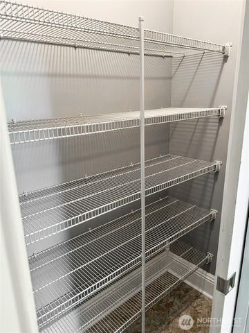 218 E Young Street, Elma, WA 98541