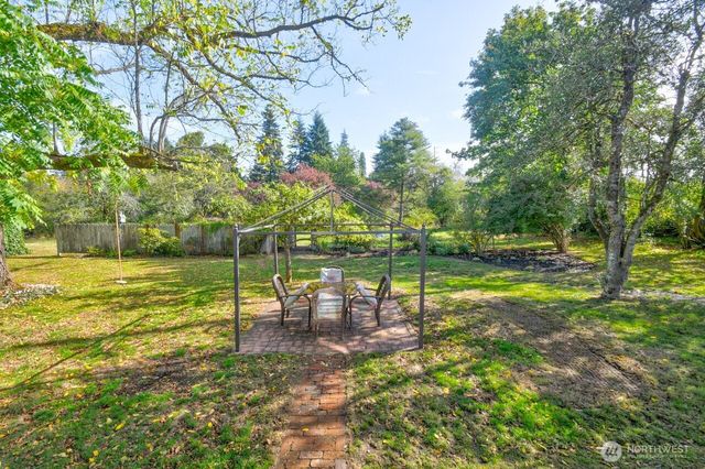 218 E Young Street, Elma, WA 98541