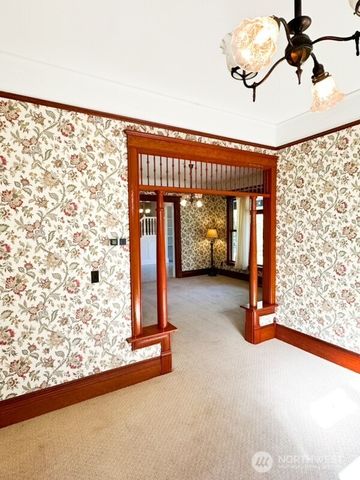 218 E Young Street, Elma, WA 98541