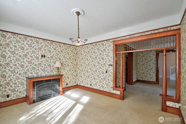 218 E Young Street, Elma, WA 98541