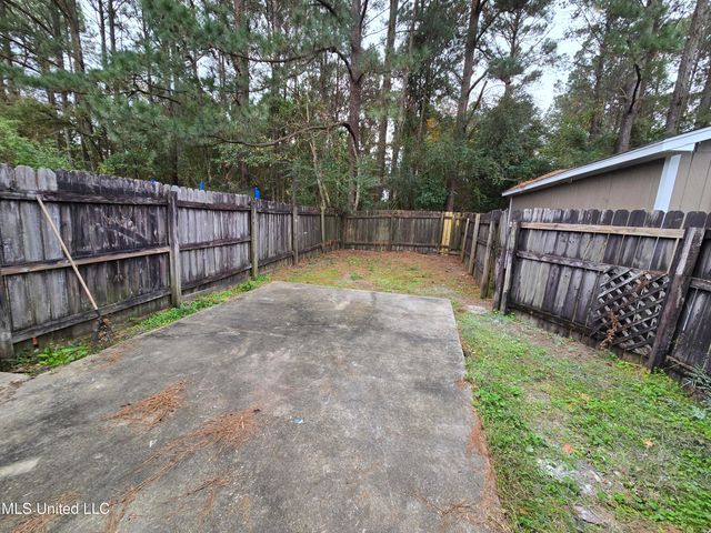 15251 Parkwood Drive, B, Gulfport, MS 39503