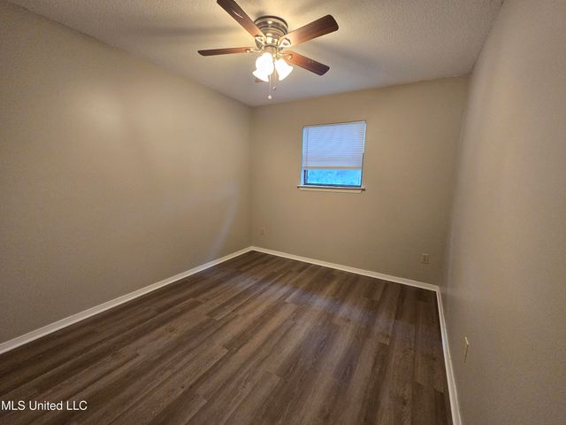 15251 Parkwood Drive, B, Gulfport, MS 39503