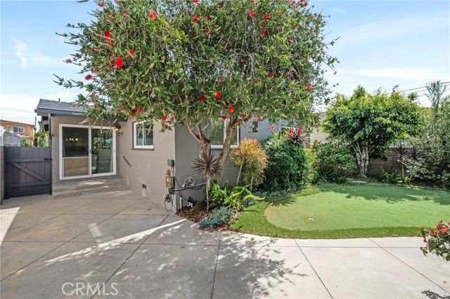 413 N Paulina, Redondo Beach, CA 90277