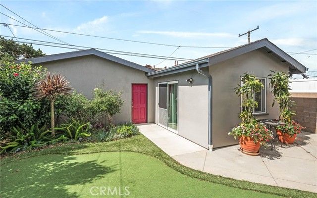 413 N Paulina, Redondo Beach, CA 90277
