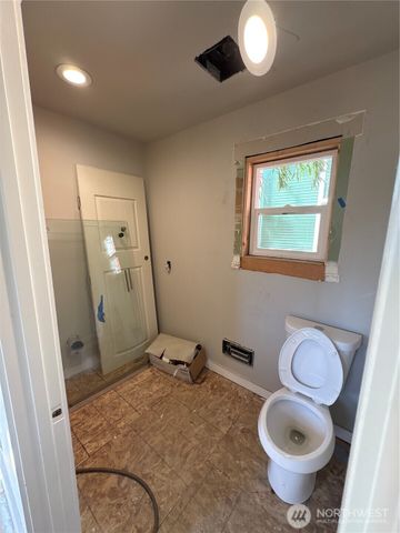 139 NW 85th St, Seattle, WA 98117