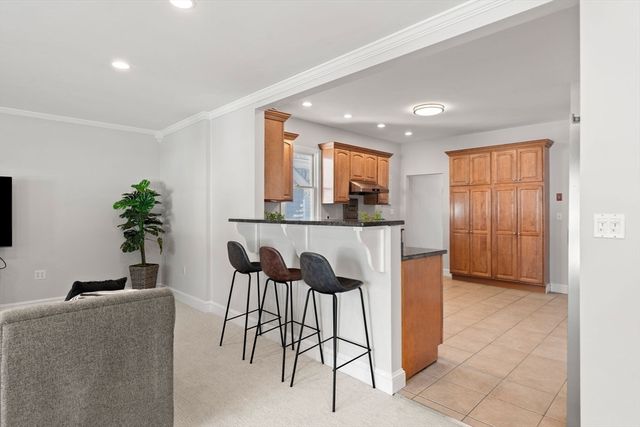 2 Swains Pond Ave, Melrose, MA 02176