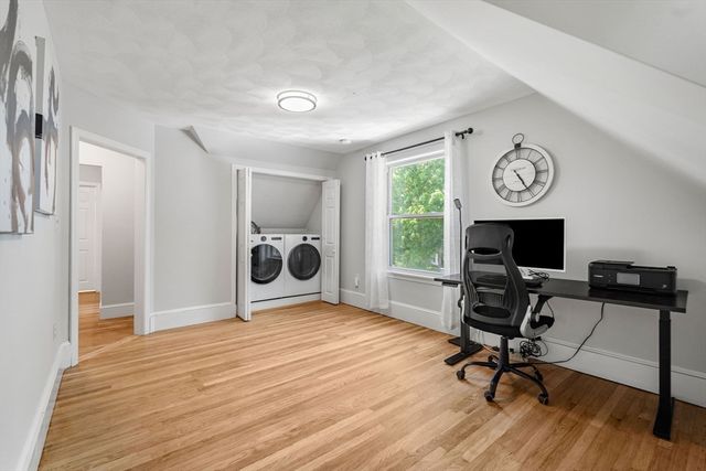 2 Swains Pond Ave, Melrose, MA 02176