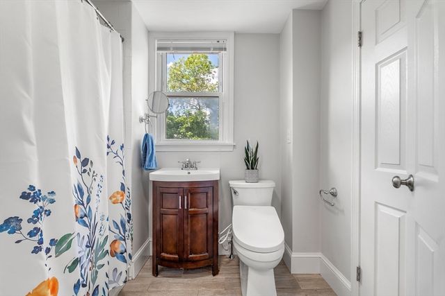 2 Swains Pond Ave, Melrose, MA 02176