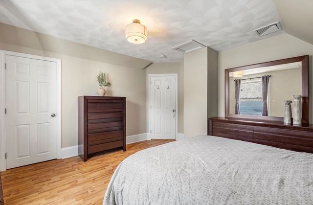 2 Swains Pond Ave, Melrose, MA 02176