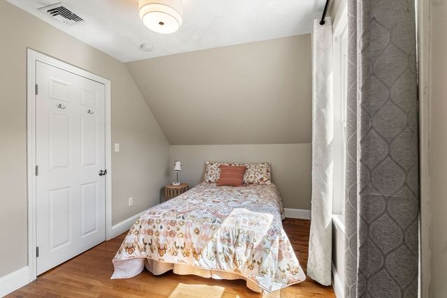 2 Swains Pond Ave, Melrose, MA 02176
