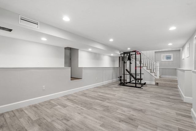 2 Swains Pond Ave, Melrose, MA 02176