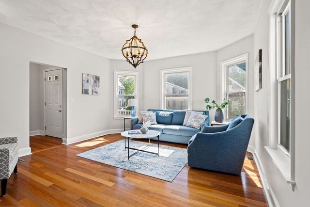 2 Swains Pond Ave, Melrose, MA 02176