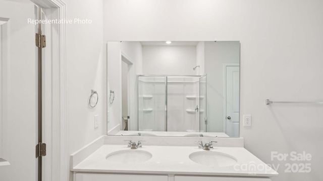 143 Pecan Grove Lane, Statesville, NC 28677