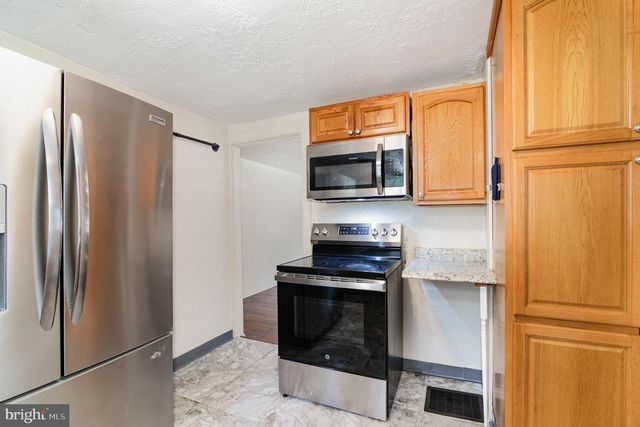 3311 CHESTNUT ST, Camp Hill, PA 17011