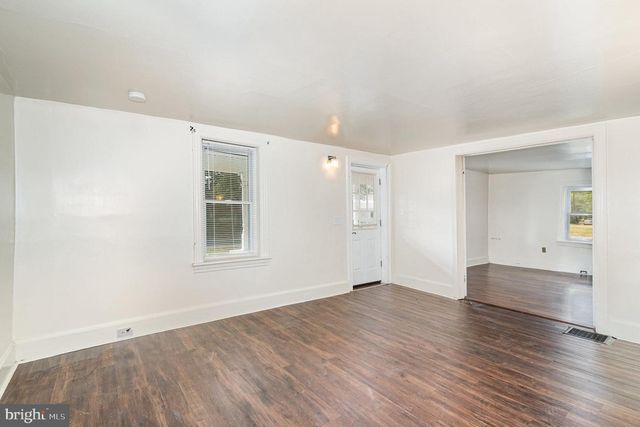3311 CHESTNUT ST, Camp Hill, PA 17011